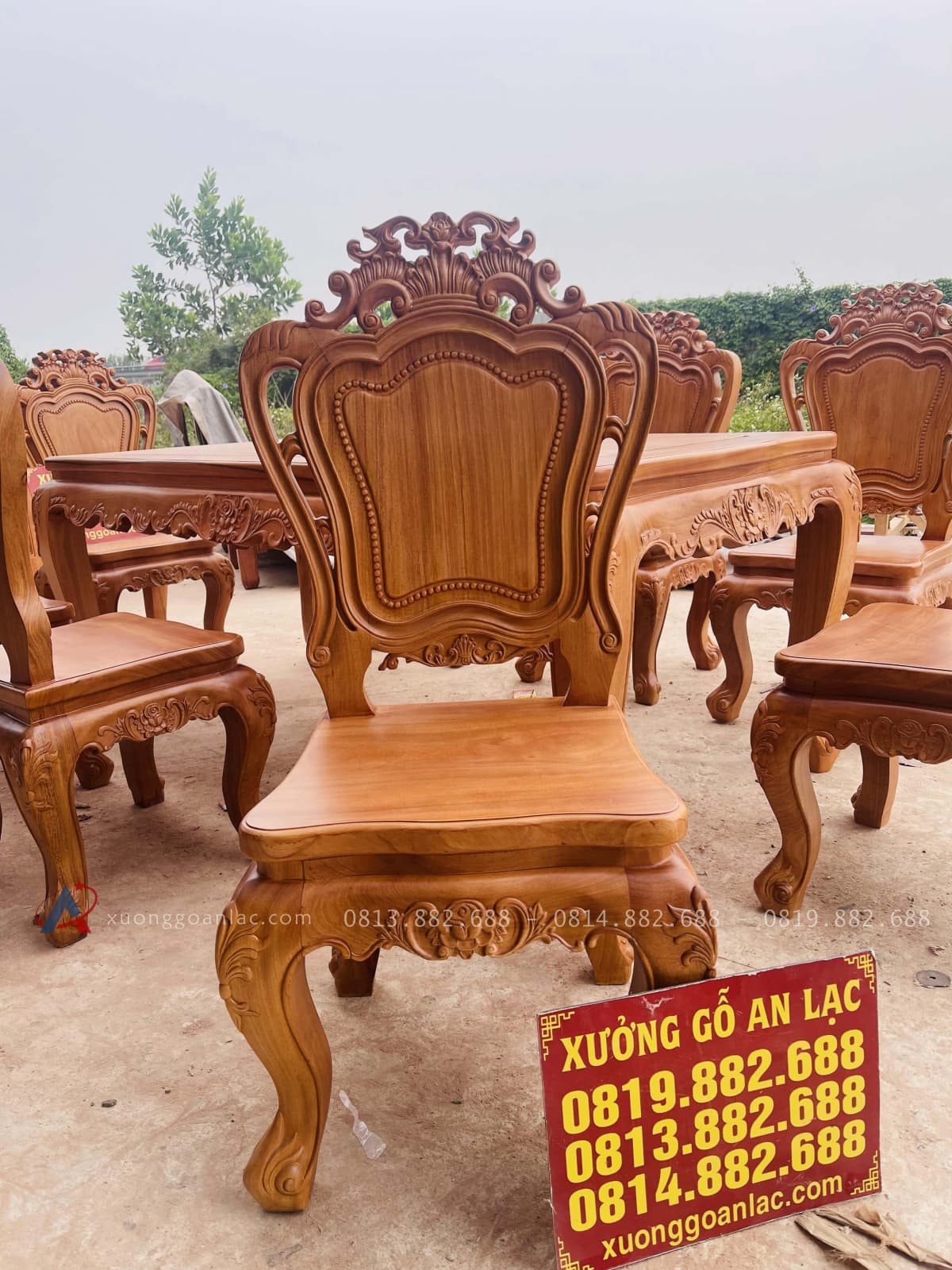 Bộ bàn ăn hoàng gia 8 ghế louis gỗ gõ đỏ cao cấp (Chị Ngọc, Hà Giang) 28 ghế louis hoàng gia