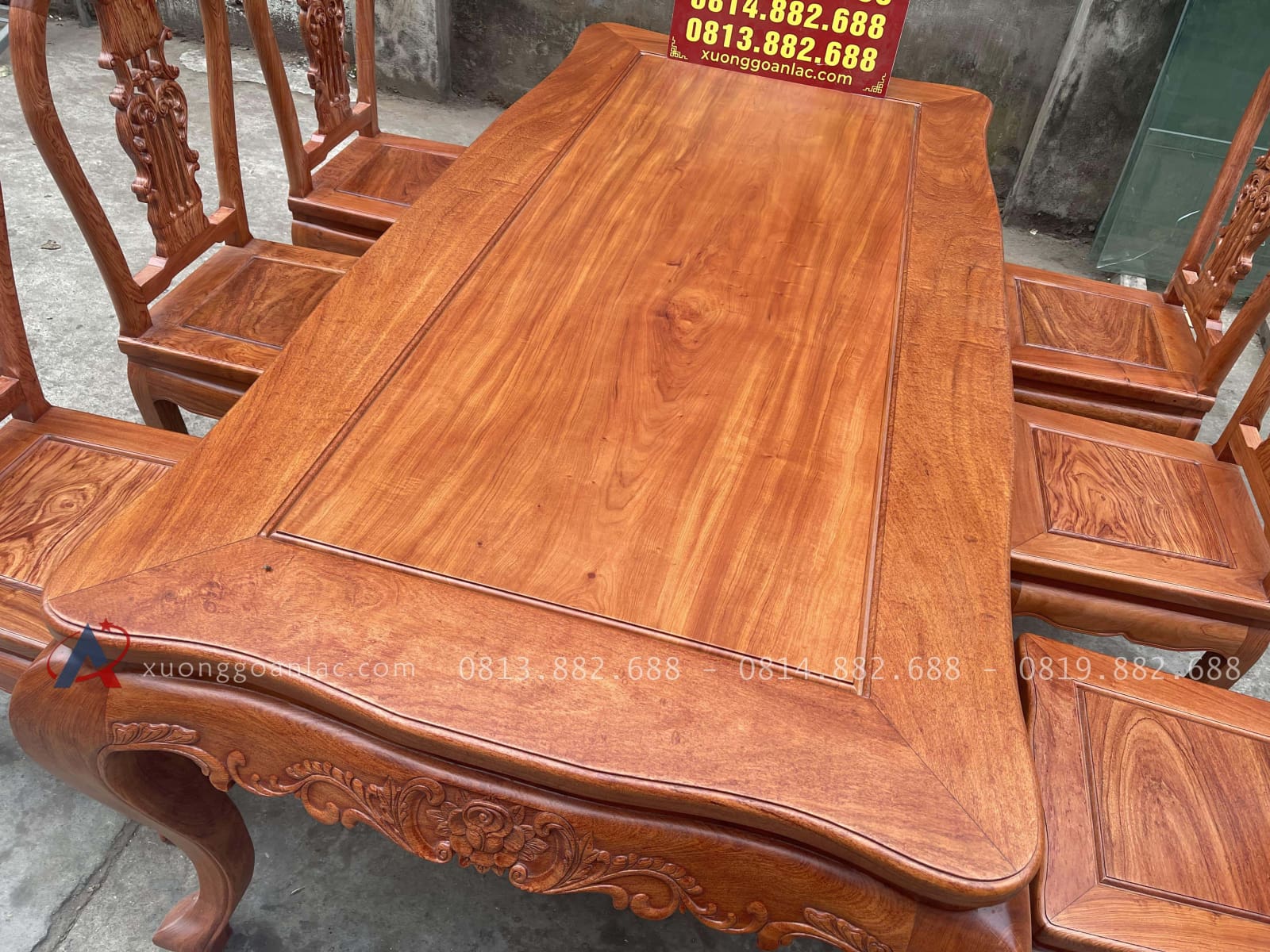 Bộ bàn ăn louis hoàng gia 6 ghế cây đàn gỗ hương đá cao câp (Anh Tuấn, Bắc Giang) 24 bàn ăn khung tranh ván liền