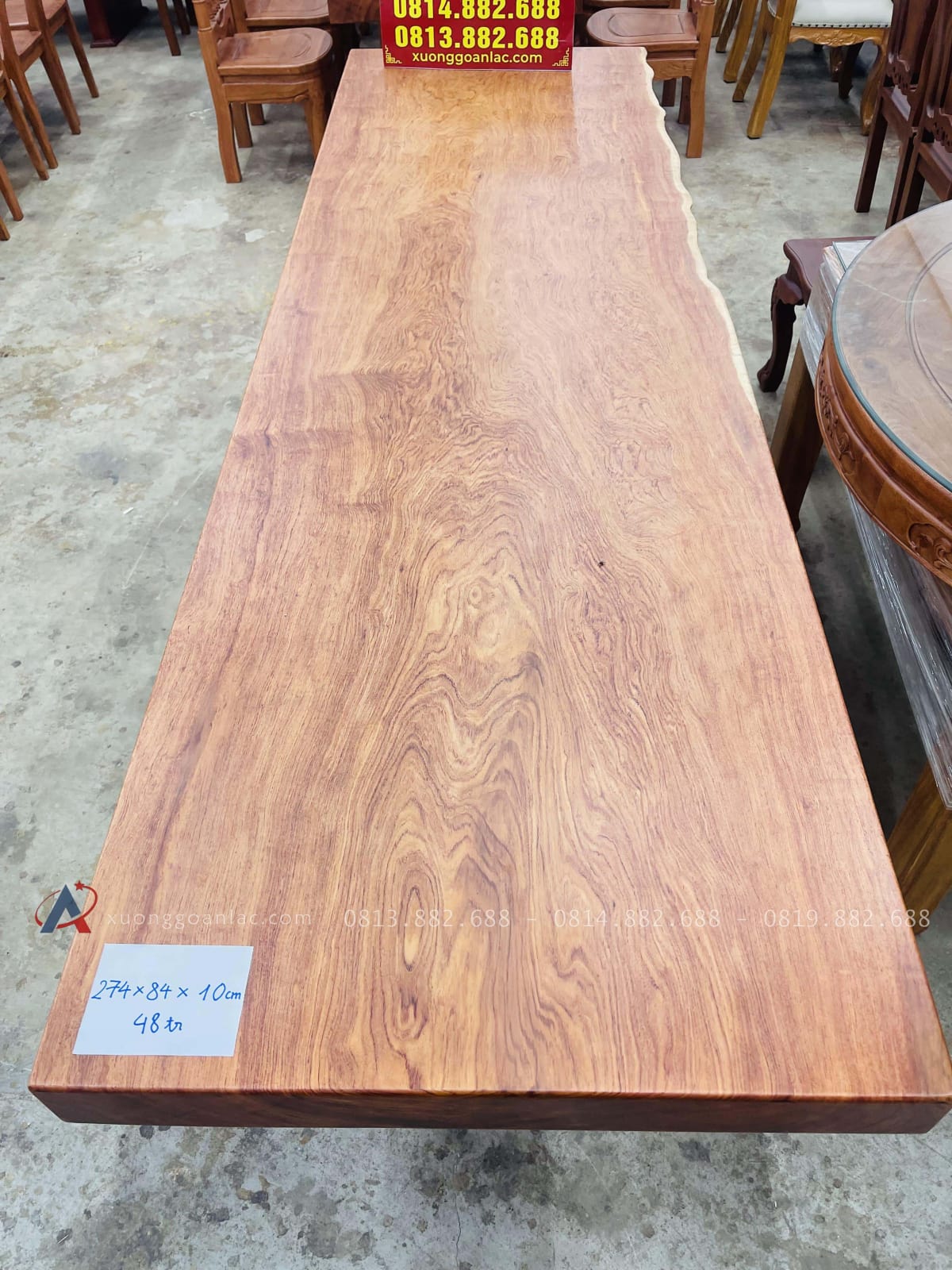 Siêu phẩm bàn ăn nguyên khối 274 x 84 x 10cm hàng tuyển (Anh Hùng,Phú Thọ) 12 bàn ăn nguyên khối gỗ hương đá cao cấp