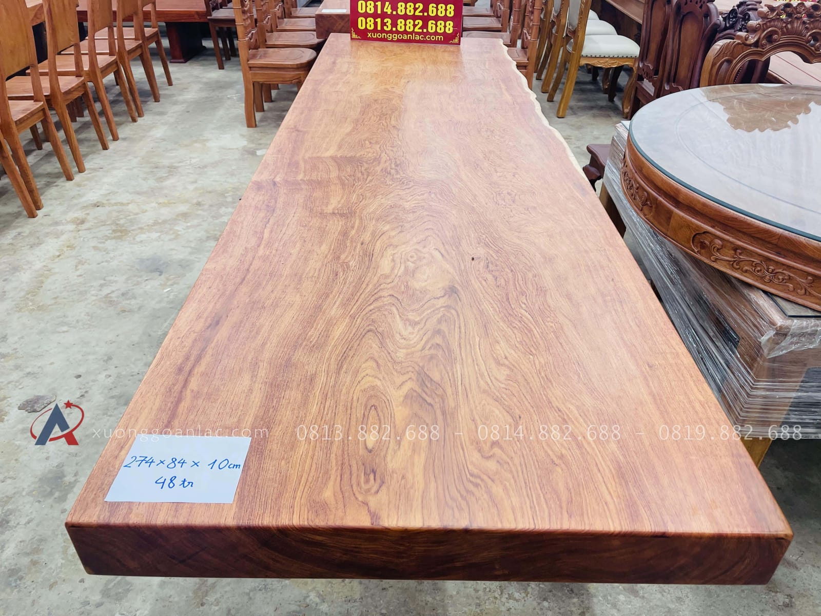 Siêu phẩm bàn ăn nguyên khối 274 x 84 x 10cm hàng tuyển (Anh Hùng,Phú Thọ) 13 mặt bàn ăn nguyên khối gỗ hương đá siêu vip