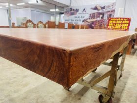 Siêu phẩm bàn ăn nguyên khối 274 x 84 x 10cm hàng tuyển (Anh Hùng,Phú Thọ) 8 mặt gỗ dày 10p cực giá trị