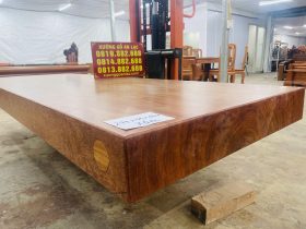 Mẫu bàn ăn nguyên khối 274 x 99 x13cm gỗ hương đá siêu vip 7 mặt bàn ăn nguyên khối dày 13cm