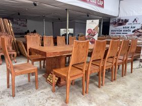 Bộ bàn ăn nguyên khối 2m74 và 12 ghế trơn hiện đại gỗ hương đá (Anh Nam, Ninh Bình) 16 bộ bàn 12 ghế cực lớn