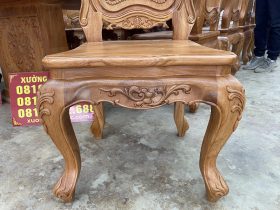 Bộ bàn ăn nguyên khối 355x107x15cm với 12 ghế louis gỗ gõ đỏ (Chị Hoa, Hải Phòng) 19 ghế ăn mặt ván tràn