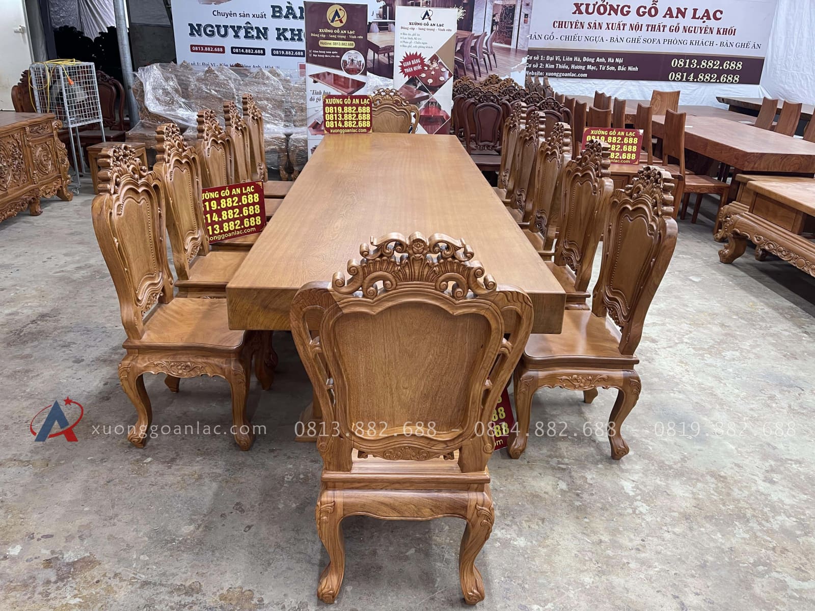 Bộ bàn ăn nguyên khối 355x107x15cm với 12 ghế louis gỗ gõ đỏ (Chị Hoa, Hải Phòng) 25 bộ bàn ghế ăn 12 ghế