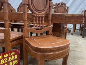 Bàn ăn nguyên khối và 8 ghế đồng hồ gỗ hương đá (Chị Loan,Thái Nguyên) 13 mẫu ghế đồng hồ gỗ hương đá