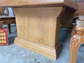 Bộ bàn ăn nguyên khối và 8 ghế hồng hạt gỗ gõ đỏ (Chị Hồng, Hải Phòng) 14 chân bàn nguyên khối dày 15p