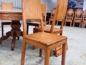 Bộ bàn ăn tròn 6 ghế hiện đại gỗ hương đá cao cấp (Chú Hiển, Ninh Bình) 13 ghế ăn mặt ván tràn