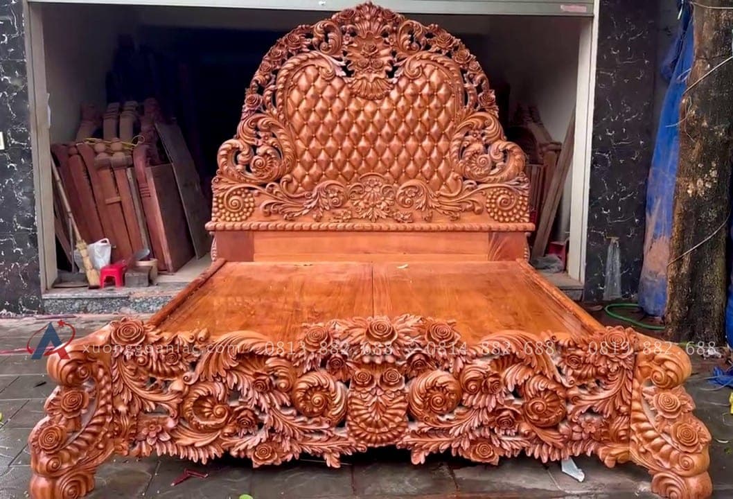 Giường Nữ hoàng 2mx2m2 gõ đỏ 28 giường ngủ hoàng gia siêu vip gỗ gõ đỏ