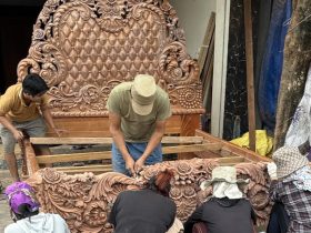 Giường Nữ hoàng 2mx2m2 gõ đỏ 27 giường ngủ louis hoàng gia