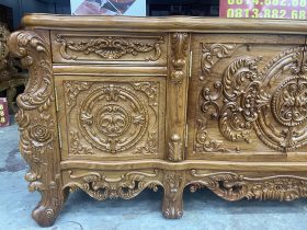 Mẫu kệ tivi louis hoàng gia gỗ gõ đỏ (Chú Phúc - Long Biên) 18 mỗi bên đầu tủ thiết kế 1 ngăn tủ cánh mở và ngăn kéo