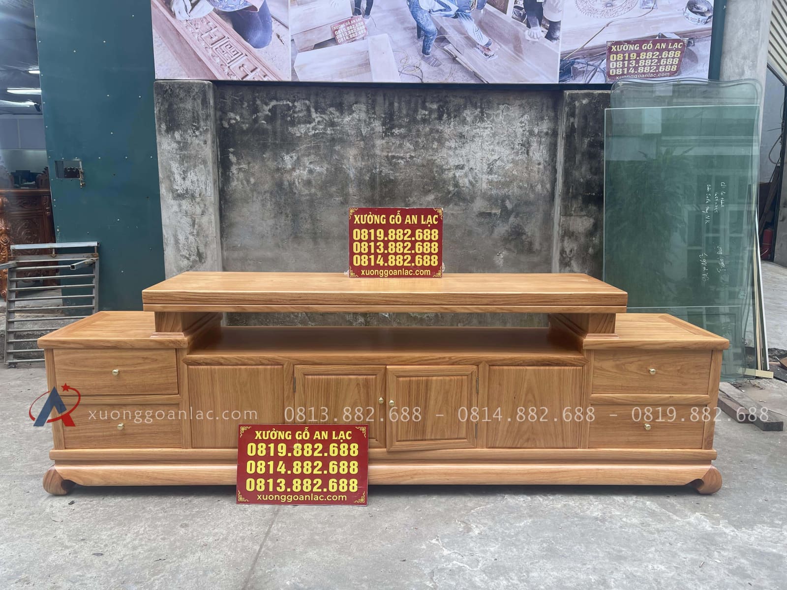Mẫu kệ tivi trơn 2m60 gỗ gõ đỏ pachy (Chú Tuấn Anh - Thanh Xuân, Hà Nội) 14 mẫu kệ tivi gỗ gõ đỏ trơn