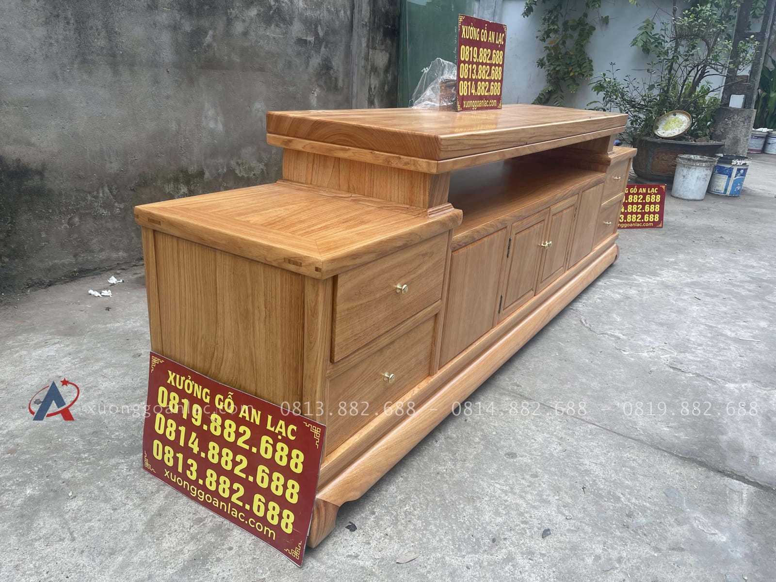 Mẫu kệ tivi trơn 2m60 gỗ gõ đỏ pachy (Chú Tuấn Anh - Thanh Xuân, Hà Nội) 3 mẫu kệ tivi 2m60x50x81cm