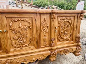 Mẫu kệ tivi louis hoa hồng gỗ hương đá và gỗ gõ đỏ cao cấp 16 hai bên đầu tủ thiết kế tủ cánh mở