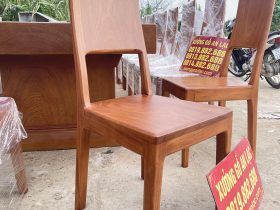 Siêu phẩm bàn ăn nguyên khối cùng 20 ghế hiện đại gỗ gõ đỏ cao cấp (Chú Hưng,Thái Bình) 19 mẫu ghế lưng cao không tay