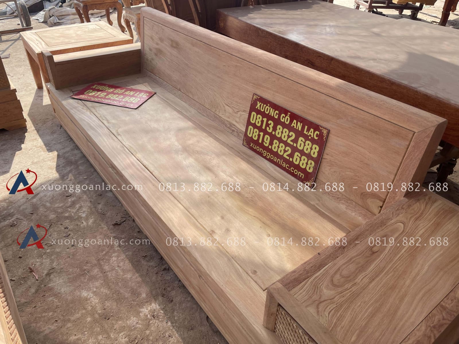 Mẫu sofa hiện đại hàng 5 món gỗ hương đá cao cấp (Chú Phương - Hà Nam) 4 đoản dài gỗ hương đá