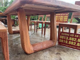 Bản mộc bàn ăn 8 ghế trơn hiện đại gỗ hương đá cao cấp (Anh Tuấn,Thái Bình) 14 chân bàn vòng độc đáo