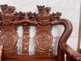 đoản dài minh quốc nghê vai cột 14