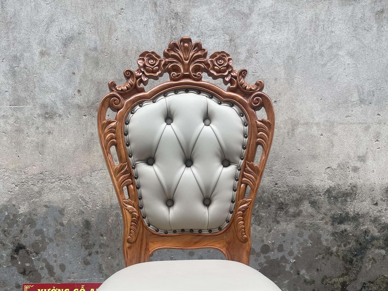 Mẫu ghế louis bọc đệm gỗ gõ đỏ cao cấp 31 mẫu ghế louis hoang tân cổ điển