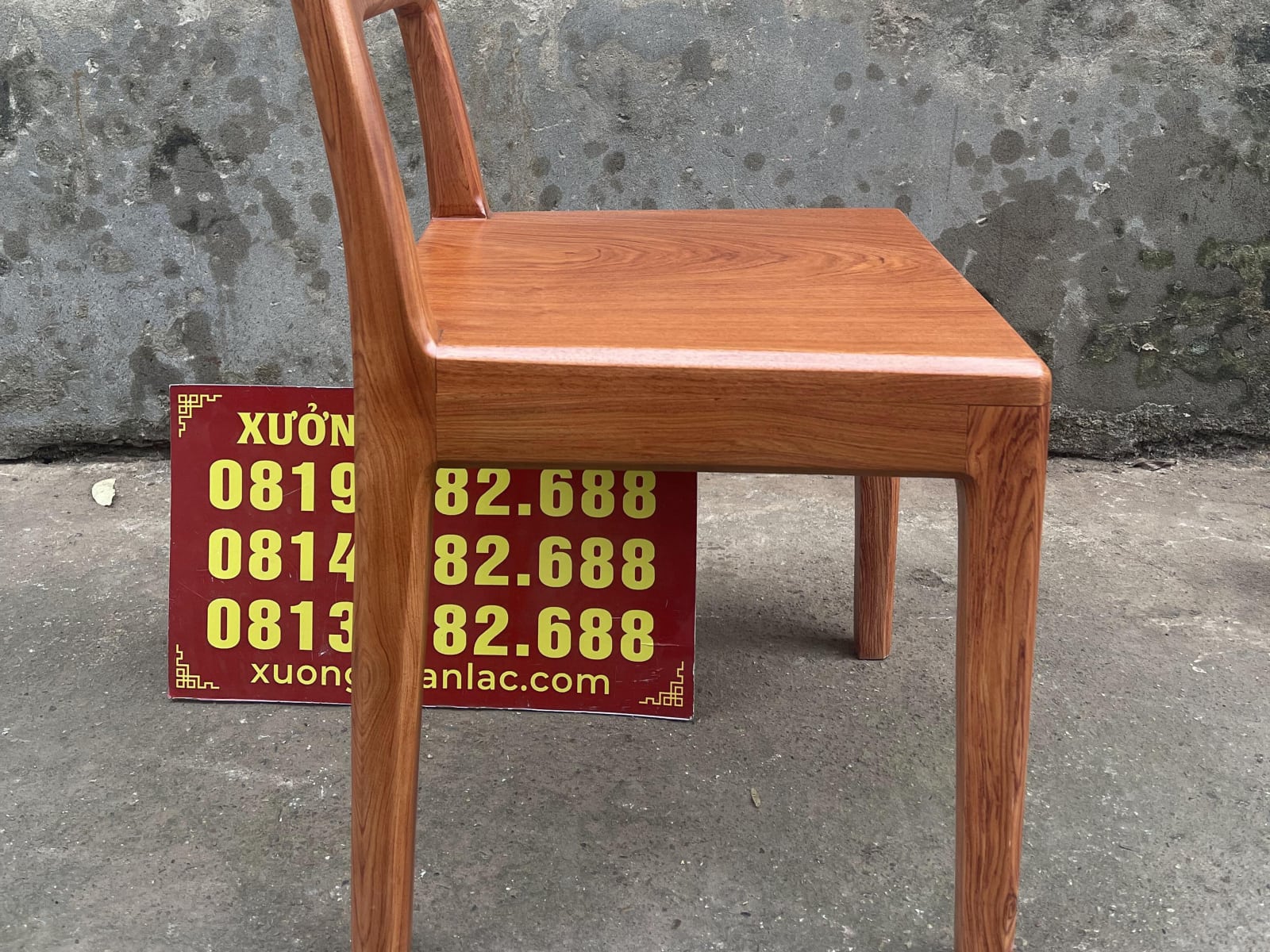 Mẫu ghế ăn Vách lửng hiện đại gỗ hương đá cao cấp 30 thiết kế ghế chân sau liền vách