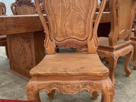 Bộ bàn ăn nguyên khối dày 15cm cùng 8 ghế louis gỗ hương đá siêu vip (Anh Hoàng, Hải Phòng) 19 ghế louis hoàng gia