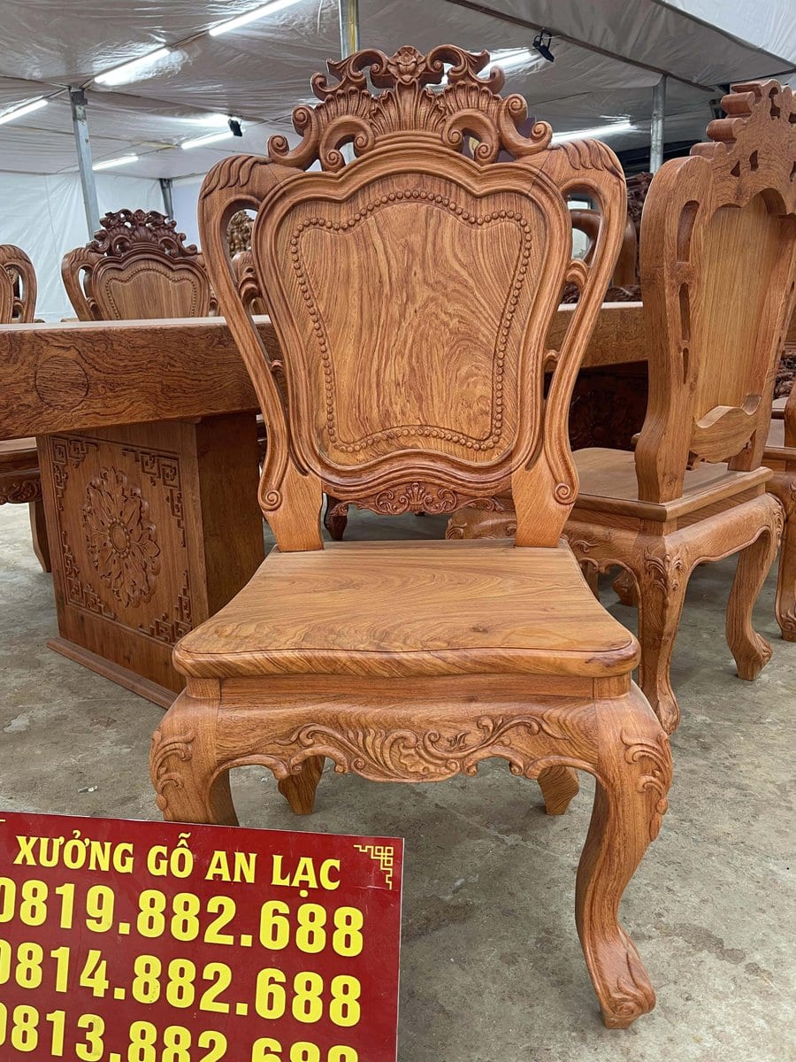 Bộ bàn ăn nguyên khối dày 15cm cùng 8 ghế louis gỗ hương đá siêu vip (Anh Hoàng, Hải Phòng) 31 ghế louis hoàng gia
