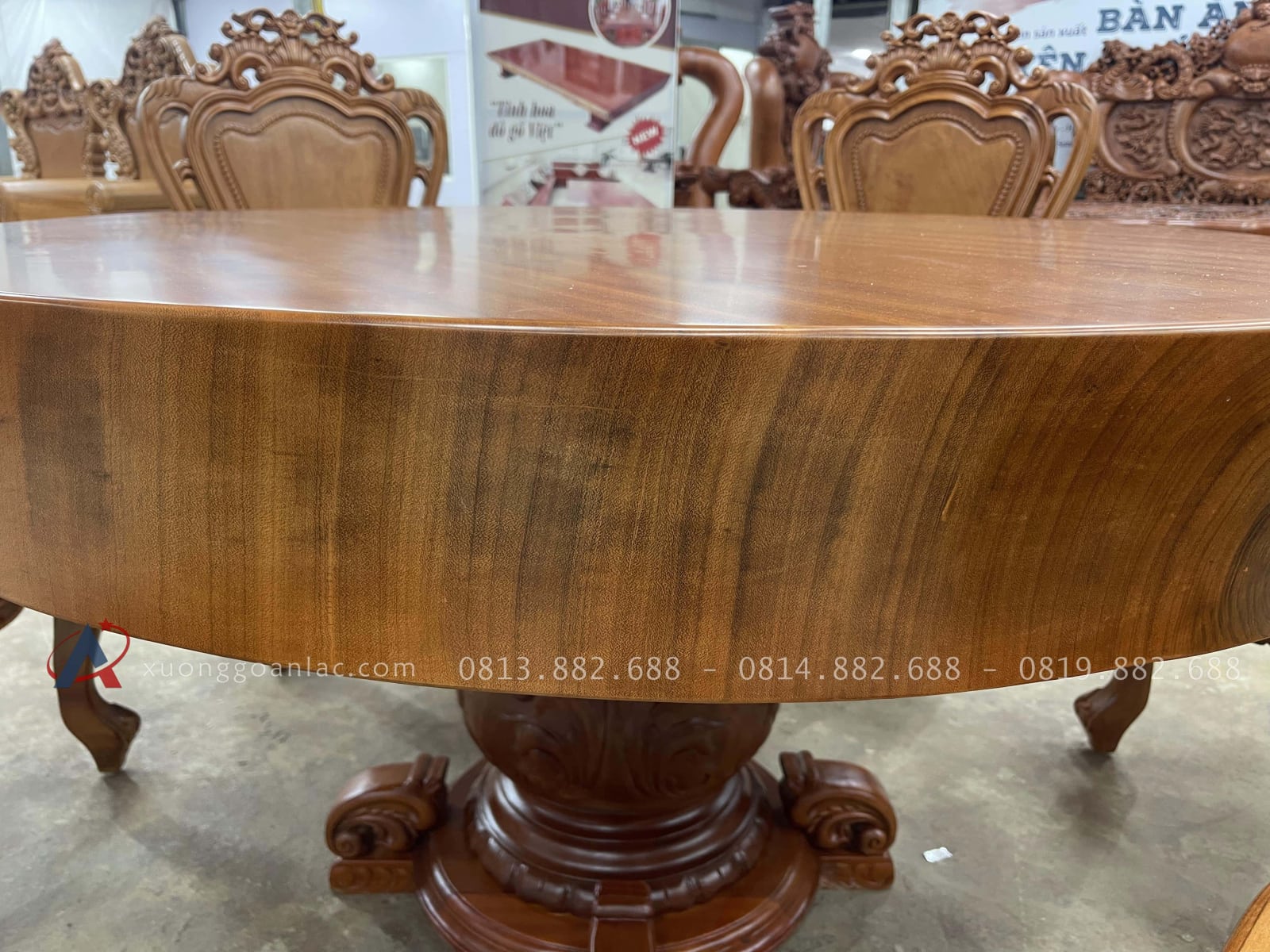 Bộ bàn ăn tròn nguyên khối 6 ghế louis gỗ gõ đỏ cao cấp (Chú Khiết, Bắc Giang) 27 mặt bàn nguyên khối dày 16p