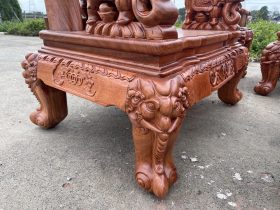 chân ghế tạo hình đầu voi