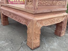 hệ chân yếm chạm họa tiết