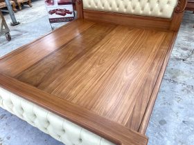 Giường hoàng gia louis bọc đệm gỗ gõ đỏ 1m8 x 2m 14 giường ngủ dát phản tấm