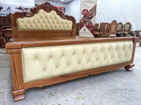 Giường hoàng gia louis bọc đệm gỗ gõ đỏ 1m8 x 2m 16 đuôi giường bọc đệm da