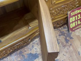 Mẫu kệ tivi louis hoàng gia 2m37 gỗ gõ đỏ (Anh Bách, Hưng Yên) 15 cánh tủ gỗ hương dày dặn