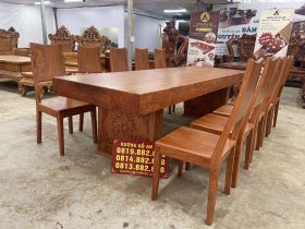 Bộ bàn ăn nguyên khối dài 2m80 và 10 ghế trơn gỗ hương đá cao cấp (Anh Triệu, Ninh Bình) 12 bộ bàn ăn gỗ hương đá
