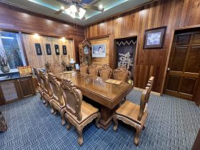 Bàn giao bộ bàn ăn nguyên khối 10 ghế louis gỗ gõ đỏ (Anh Thức, TP Hồ Chí Minh) 14 bàn ăn nguyên khối gỗ gõ đỏ phong cách hoàng gia 10 ghế louis