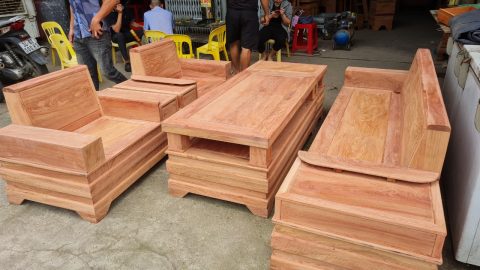 Những bộ bàn ghế phòng khách giá khoảng 30 triệu đồng 1 sofa chân hộp giá rẻ