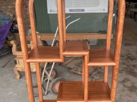 kệ làm từ gỗ hương đá cao cấp