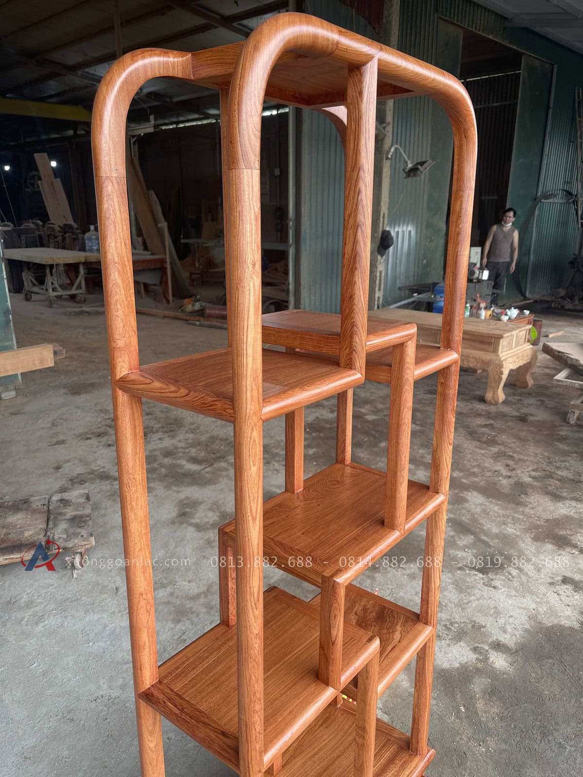 Mẫu kệ trang trí gỗ hương đá (anh Bình - Hà Nam) 23 Kệ trang trí đẹp