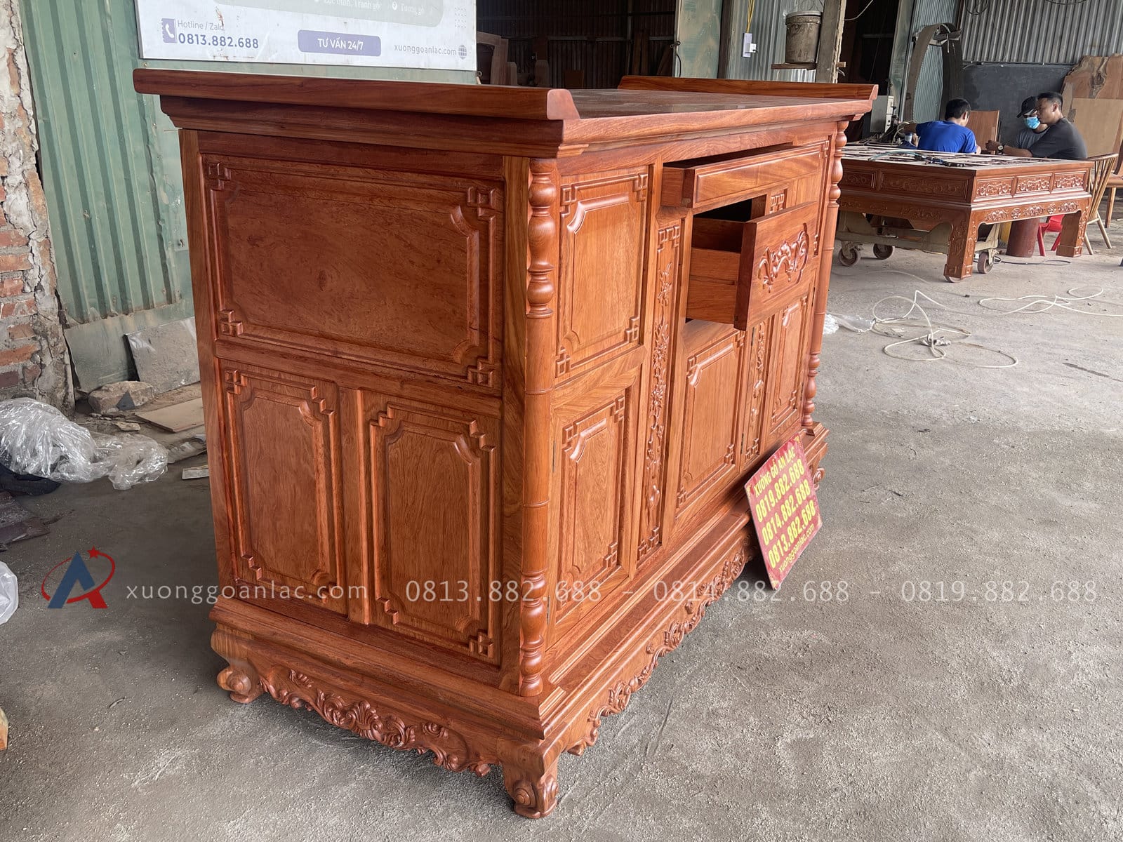 Tủ thờ gỗ hương đá cao cấp 22 tủ thờ gỗ hương đá cao cấp