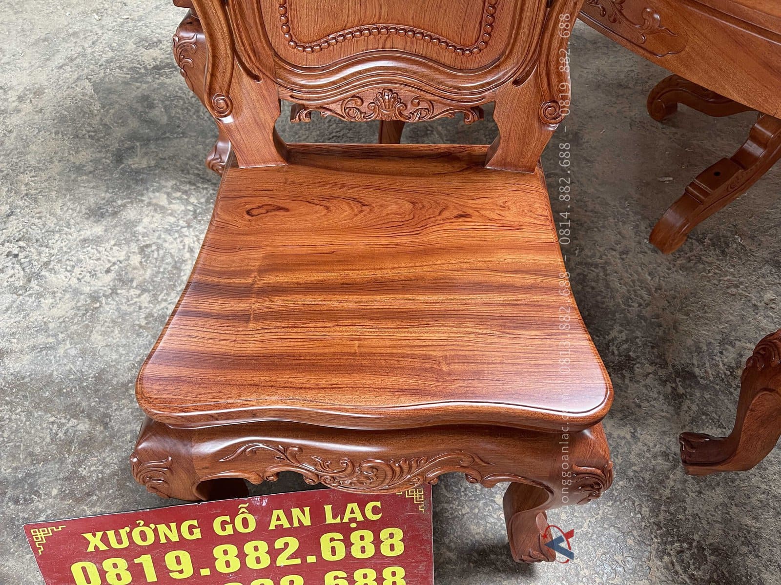 Bộ bàn ăn tròn xoay 8 ghế gỗ hương đá cao cấp (Bác Tiên, Thanh Hoá) 28 ghế louis hoàng gia gỗ hương đá mặt liền