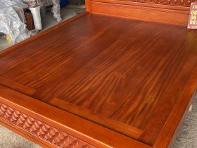 giường ngủ 1m8x2m gỗ gõ đỏ hiện đại
