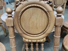 Bộ bàn ăn tròn khuôn ván 6 ghế đồng hồ gỗ hương đá bản mộc (Anh Quân, TP Hạ Long) 15 ghế ăn louis hoàng gia tân cổ điển của bộ bàn ăn khung ván gỗ hương đá