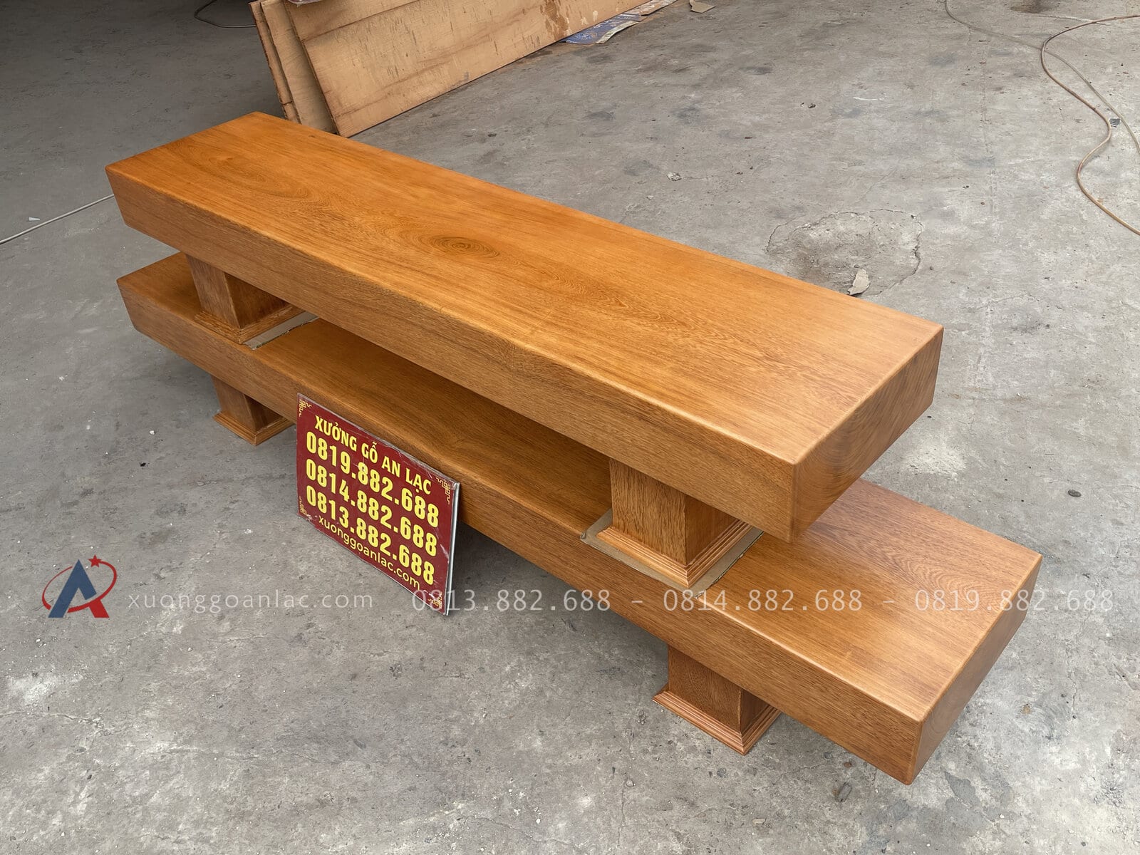 Mẫu kệ tivi trơn nguyên khối gỗ gõ đỏ (anh Hoàng, TP Hồ Chí Minh) 21 mẫu kệ tivi nguyên khối gỗ gõ đỏ cao cấp