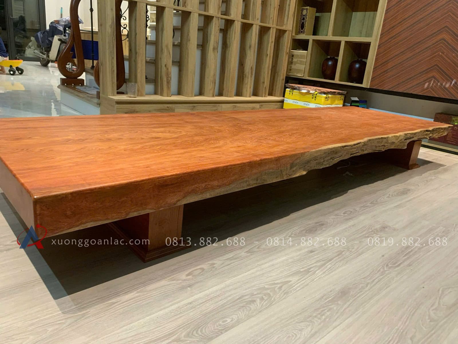 Bàn nguyên khối dày 10cm gỗ hương đá siêu vip ( Anh Long,Hà nội ) 12 bàn ăn nguyên khối dày 10cm đẳng cấp