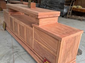 Kệ Tivi trơn Gỗ Hương Đá 2m4 ( Anh Thanh - Long biên ) 7 Bề mặt trơn được bên em chọn gỗ lựa vân siêu kỉ , hàng mộc thôi đã đẹp như này