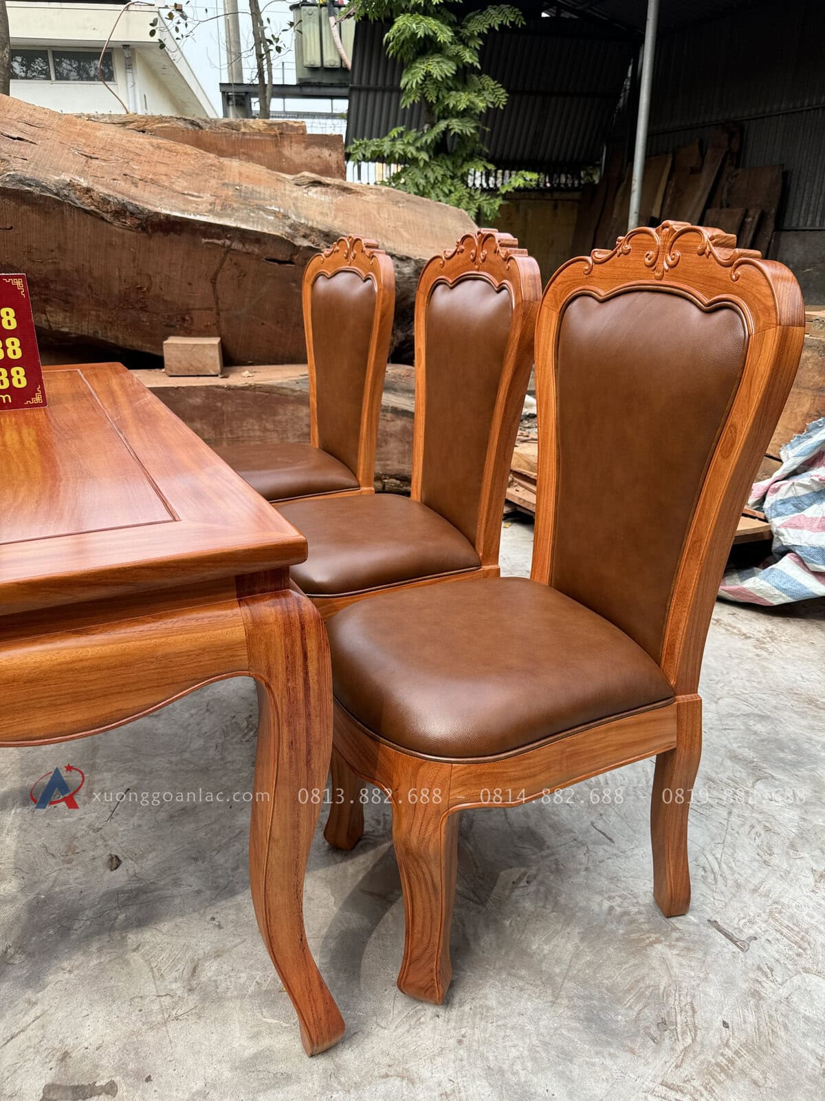 Bộ bàn ăn 6 ghế bọc da bò Italia cao cấp ( Anh Cần, Nam Định) 19 ghế ăn gỗ gõ đỏ bọc da bò Italy