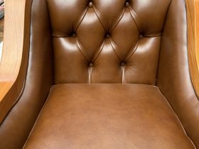 Bộ Sofa Hoàng Gia Tân Cổ Điển Bọc Da Bò Ý Cao Cấp 30 tạo nút thắt hình quả trám , đơn giản nhưng sang trọng