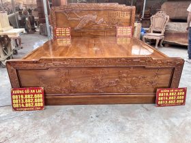 hoàn thiện giường phu thê viên mãn gỗ gõ đỏ 2m x 2m2 24 Photo 17 01 2025 10 34 11