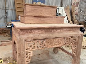 Mẫu án gian đục sen kèm tam cấp gỗ hương đá 6 Photo 25 02 2025 08 43 27